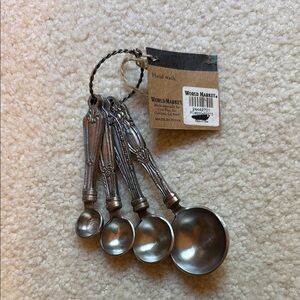 World Market Silver Nesting Measuring Spoons NWT